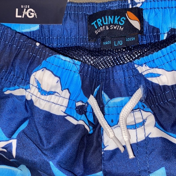 NEW Boys SWIM Shark trunks size L Blue Surf & Swim Shorts - Picture 3 of 11